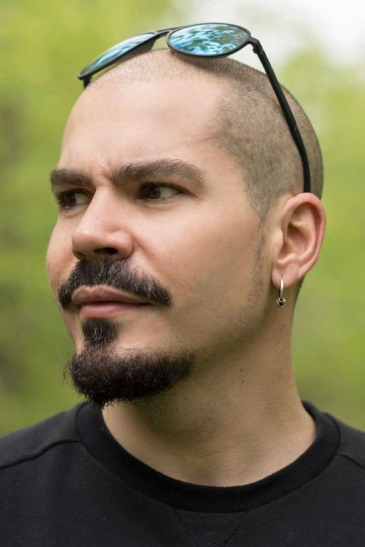 barba mexicana curta