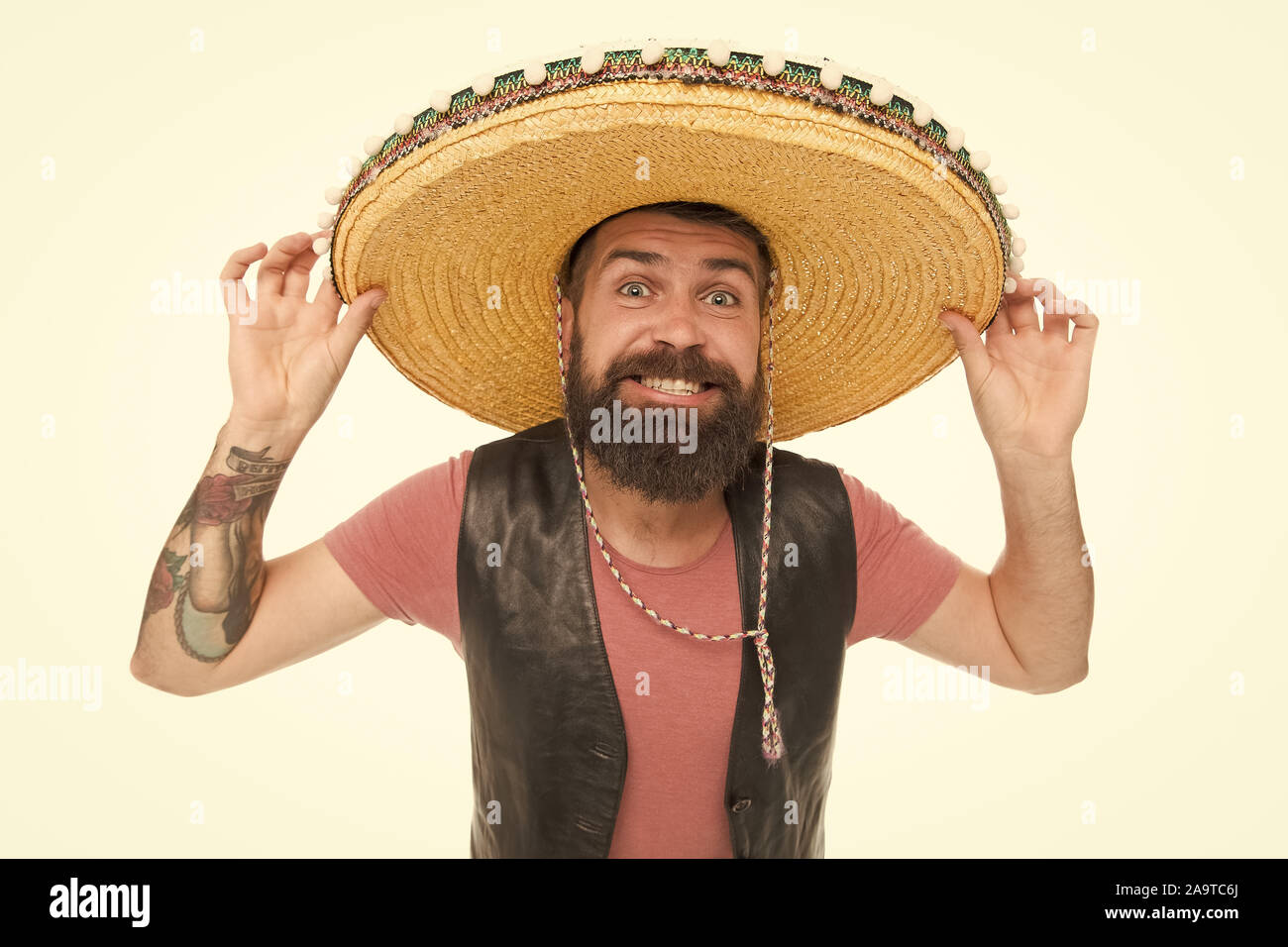 barba mexicana com barba cheia
