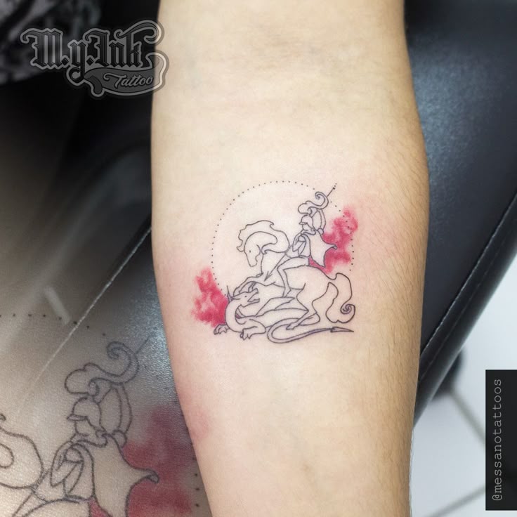 tatuagem de são jorge no braço